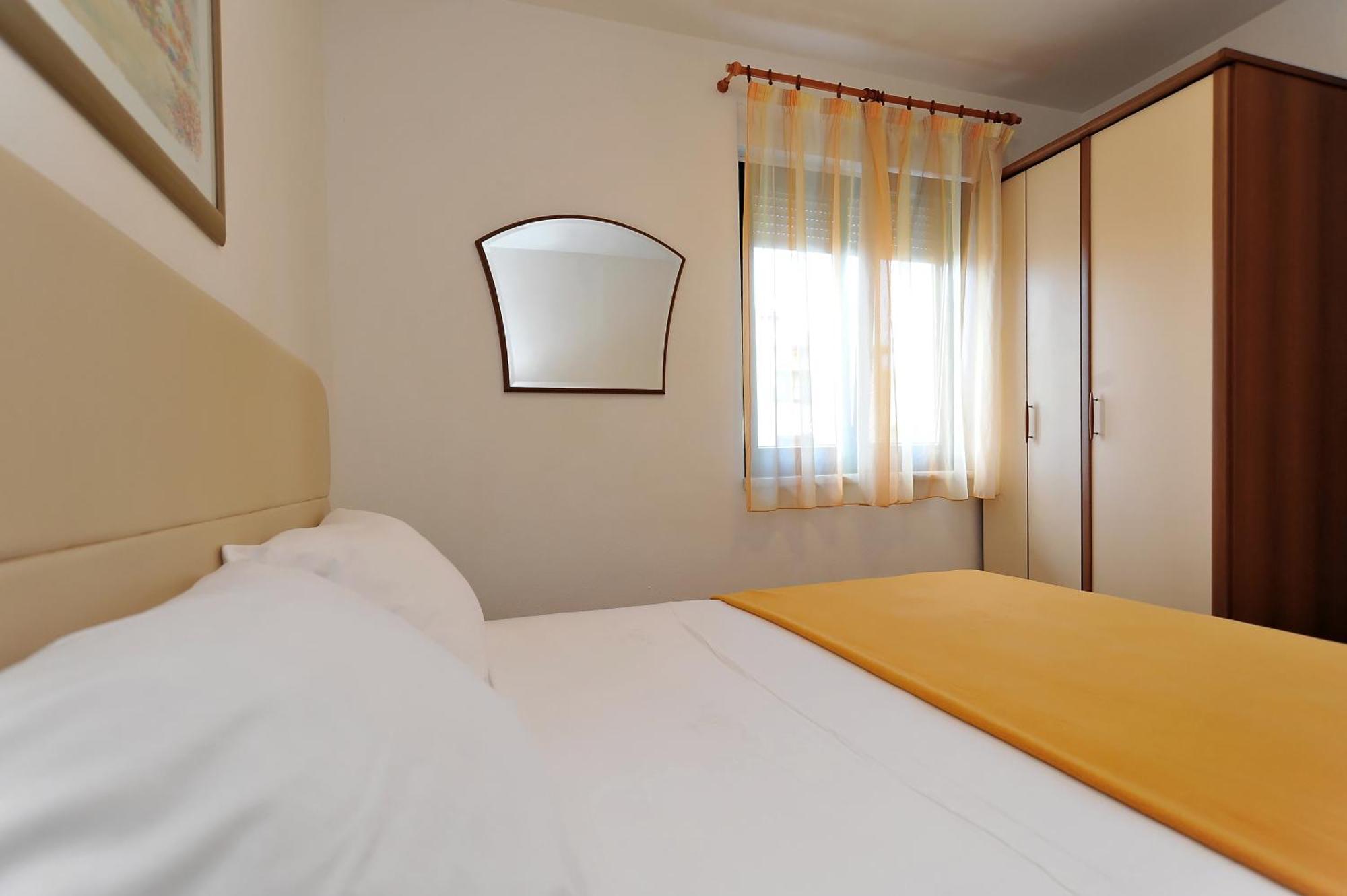 Apartments Villa Eden Preko Oda fotoğraf